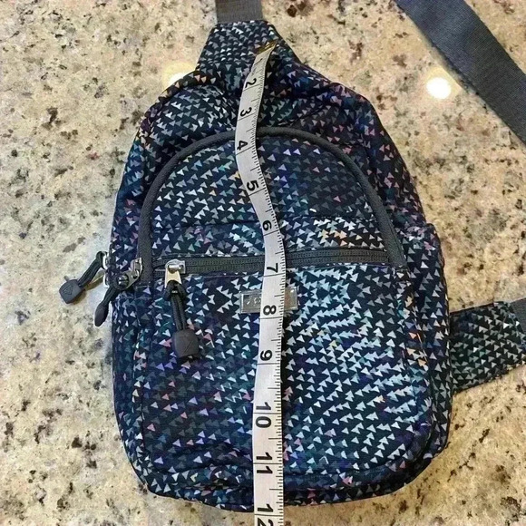 E.T.A. Everyday Travel Crossbody - Picture 3 of 5